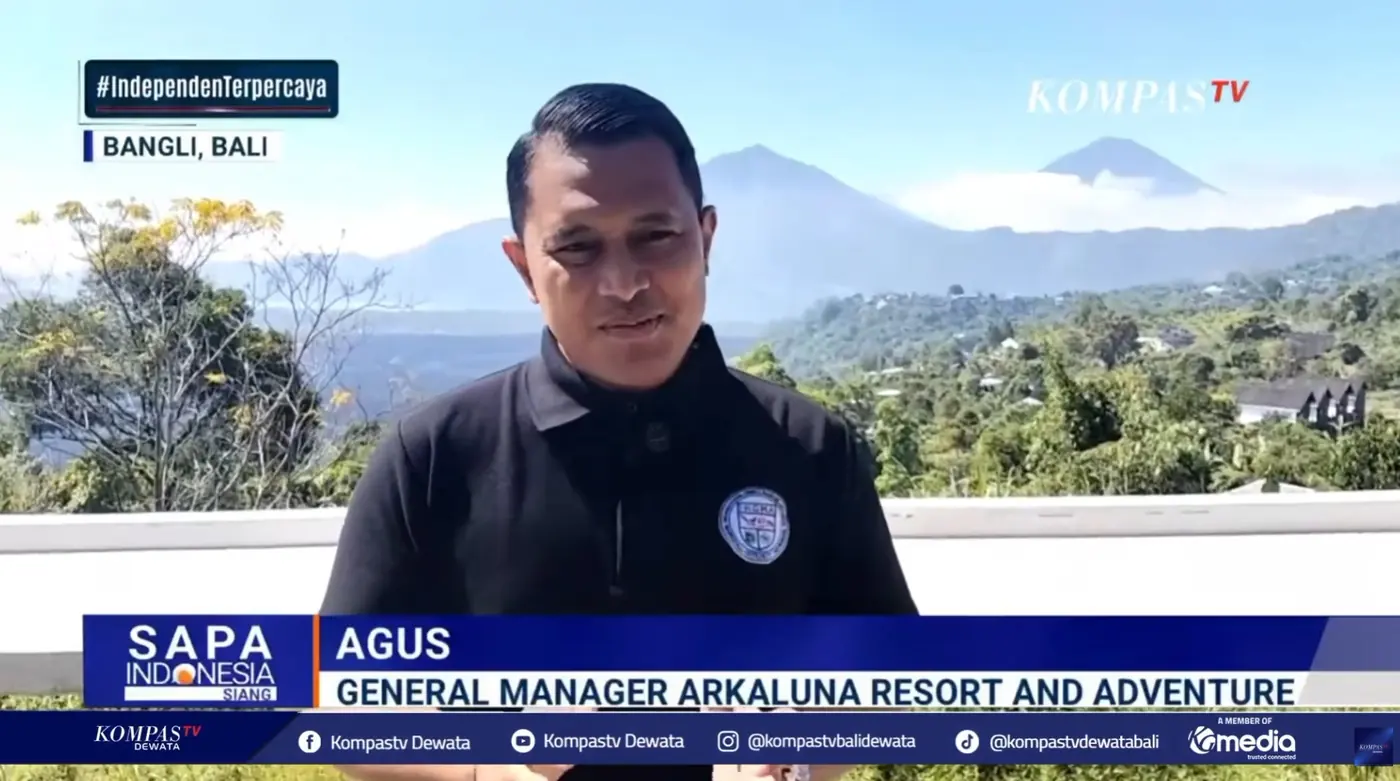 Kompas TV segment featuring Arkaluna Resort & Adventure in Kintamani with Mount Batur in the background.